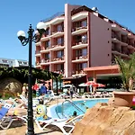 Hotell Izola Paradise 4*