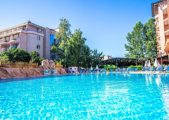 Izola Paradise 阳光海滩