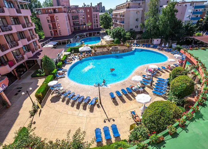 Izola Paradise 酒店