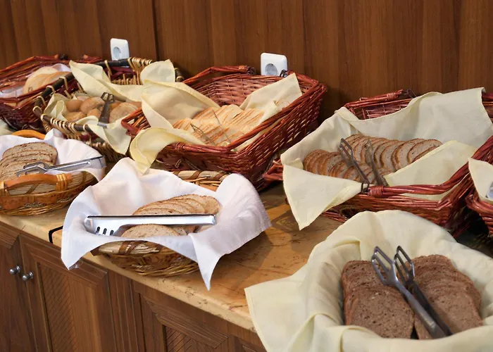 酒店 Izola Paradise 阳光海滩