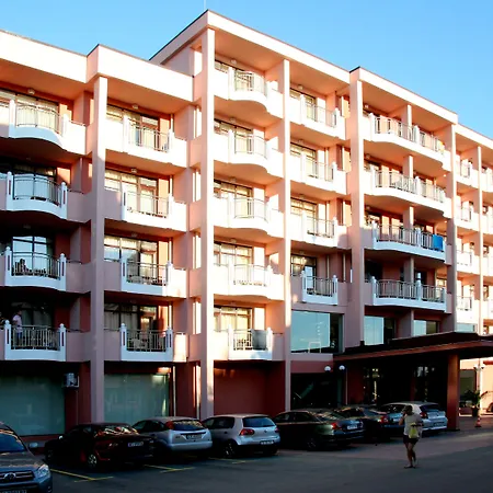 מלון Izola Paradise סאני ביץ'