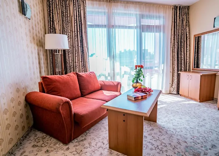 Хотел изола парадайз - ол инклузив