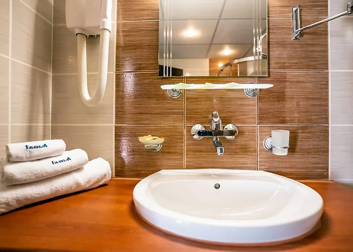 Хотел изола парадайз - ол инклузив