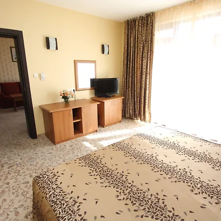 изола парадайз - ол инклузив Хотел 4*