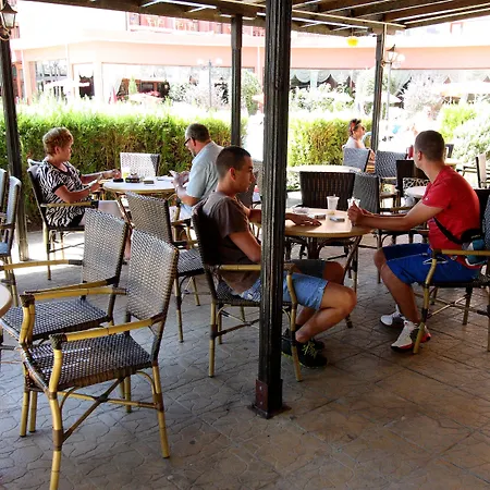 Izola Paradise Hotel Sunny Beach