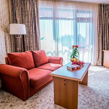 Ξενοδοχείο Izola Paradise