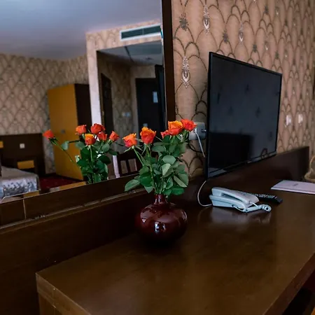 Izola Paradise Ξενοδοχείο 4*