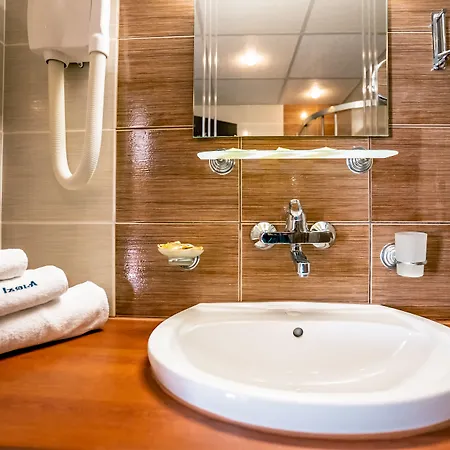 Ξενοδοχείο Izola Paradise